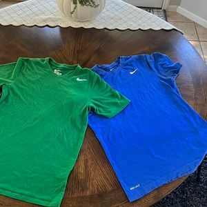 Nike Dri-fit shirts men’s small Lot of 2